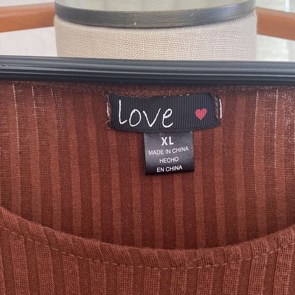 Brown Ribbed Dress - Picture 2 of 4